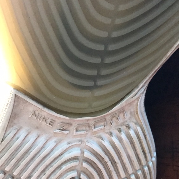 NIKE ZOOM RIZE Men’s Hi Tops - Picture 7 of 13